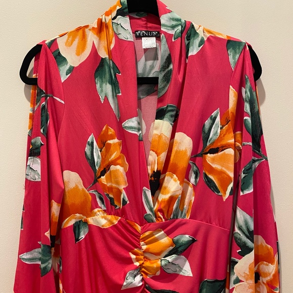 Venus tropical pink dress with cold shoulders - Picture 1 of 7